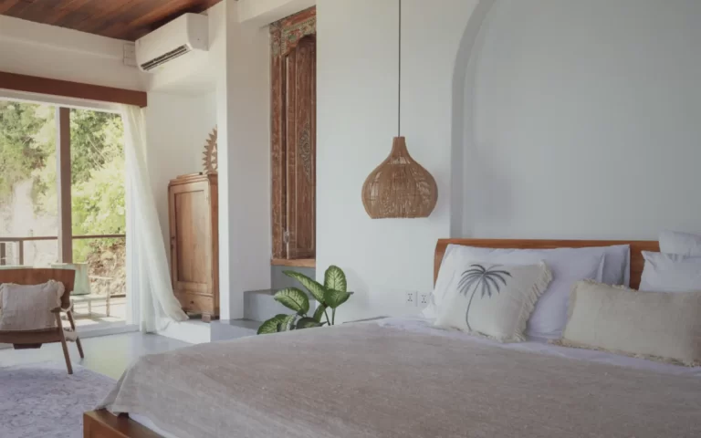 Boutique Hotel Bed in Bingin, Bali